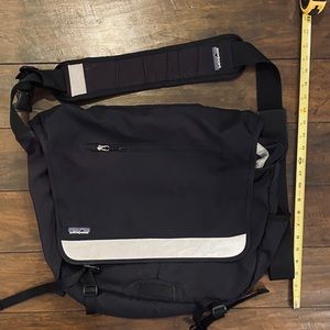 Patagonia Large Messenger Bag